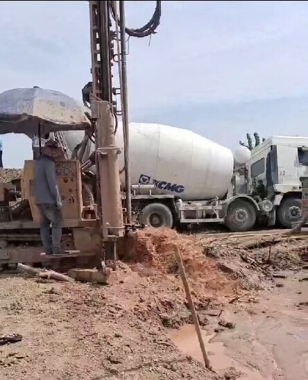 丹江口岩石井施工